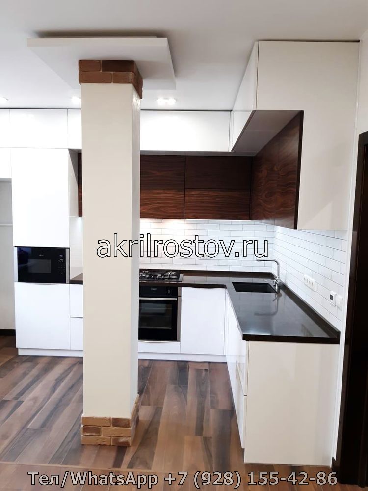 Эксклюзивная кухонная столешница из черного акрила с интегрированной мойкой для углового пространства Современная черная акриловая столешница с встроенной мойкой для угловой кухни