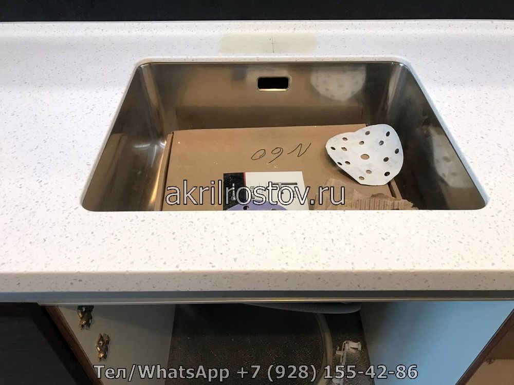Современная акриловая столешница с интегрированной мойкой на заказ Эксклюзивная столешница из акрила с встроенной мойкой по индивидуальному проекту