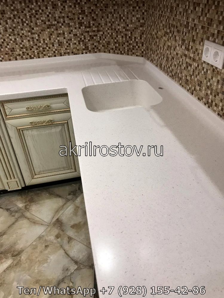Изготовление и продажа угловых акриловых столешниц для кухни с мойкой и сушкой на заказ Эксклюзивная кухонная столешница из акрилового камня с интегрированной мойкой и зоной для сушки